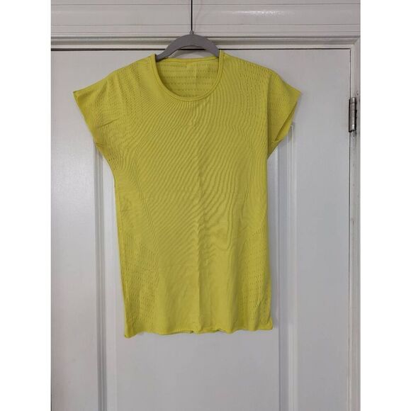 Lululemon Time Warp Short Sleeve Top women's 8/10* Yellow Split Pea yoga - Picture 1 of 5